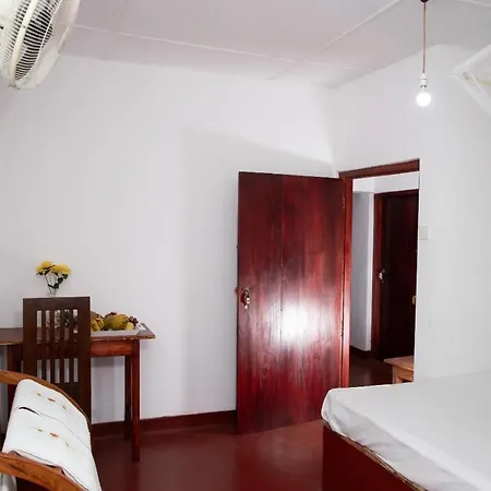 Beach Raised Guest House Tangalle Exterior photo
