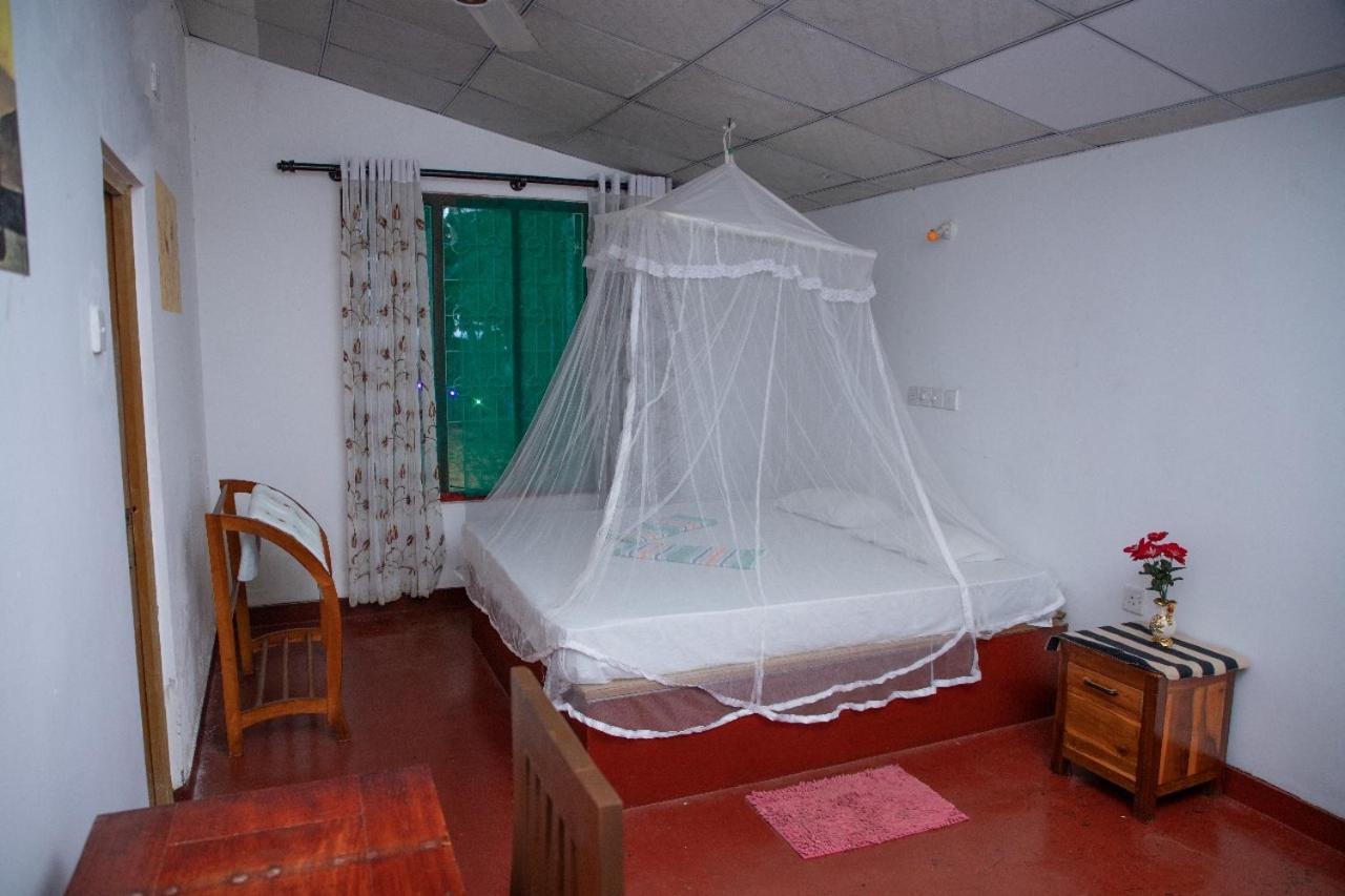 Raised * Tangalle